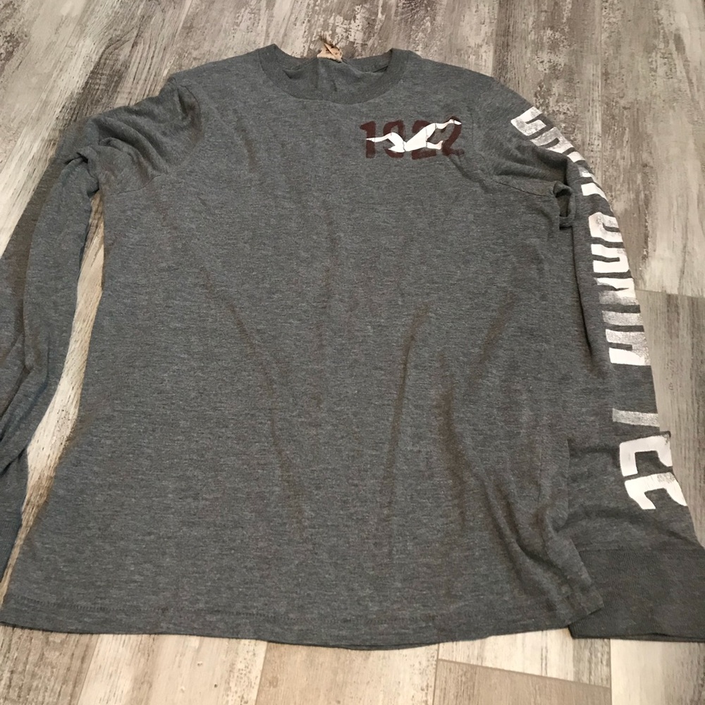 Men’s Hollister Long Sleeve
